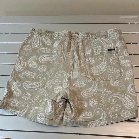 Paisley Print Drawstring Shorts - Light Olive white M - Picture 2 of 6